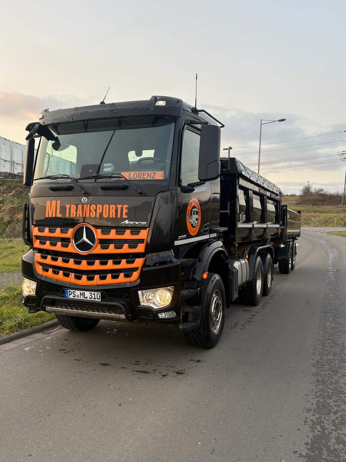 3-Achser Kipper mit Anhänger